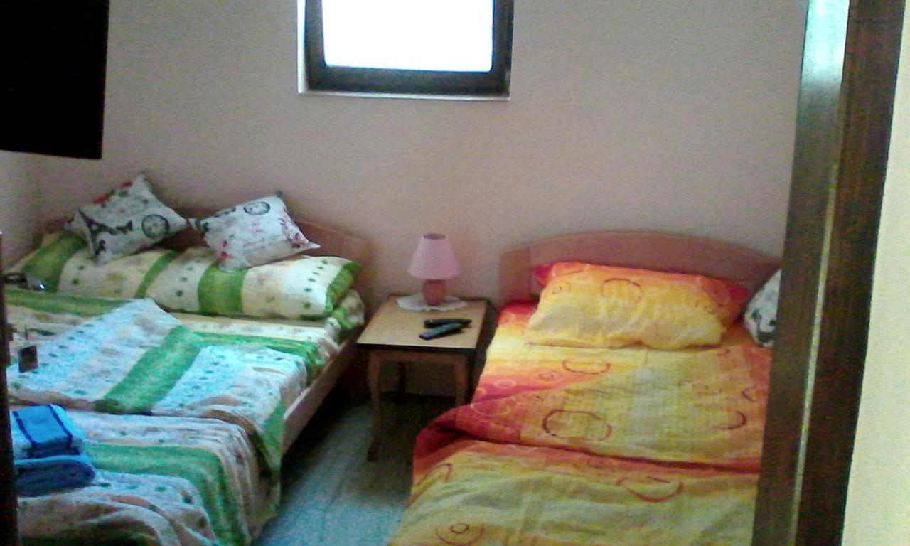 Skriveni Raj Apartment Vrdnik Luaran gambar